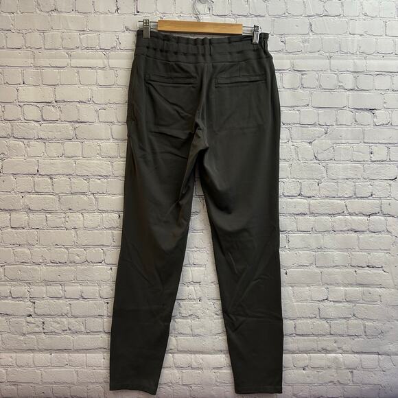 Athleta Headlands Hybrid Pants Gray Zipper Pockets Size 10T Workout Hiking - Picture 3 of 7
